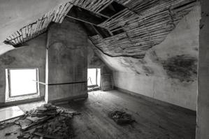 Slave quarter in attic of 1840s wing